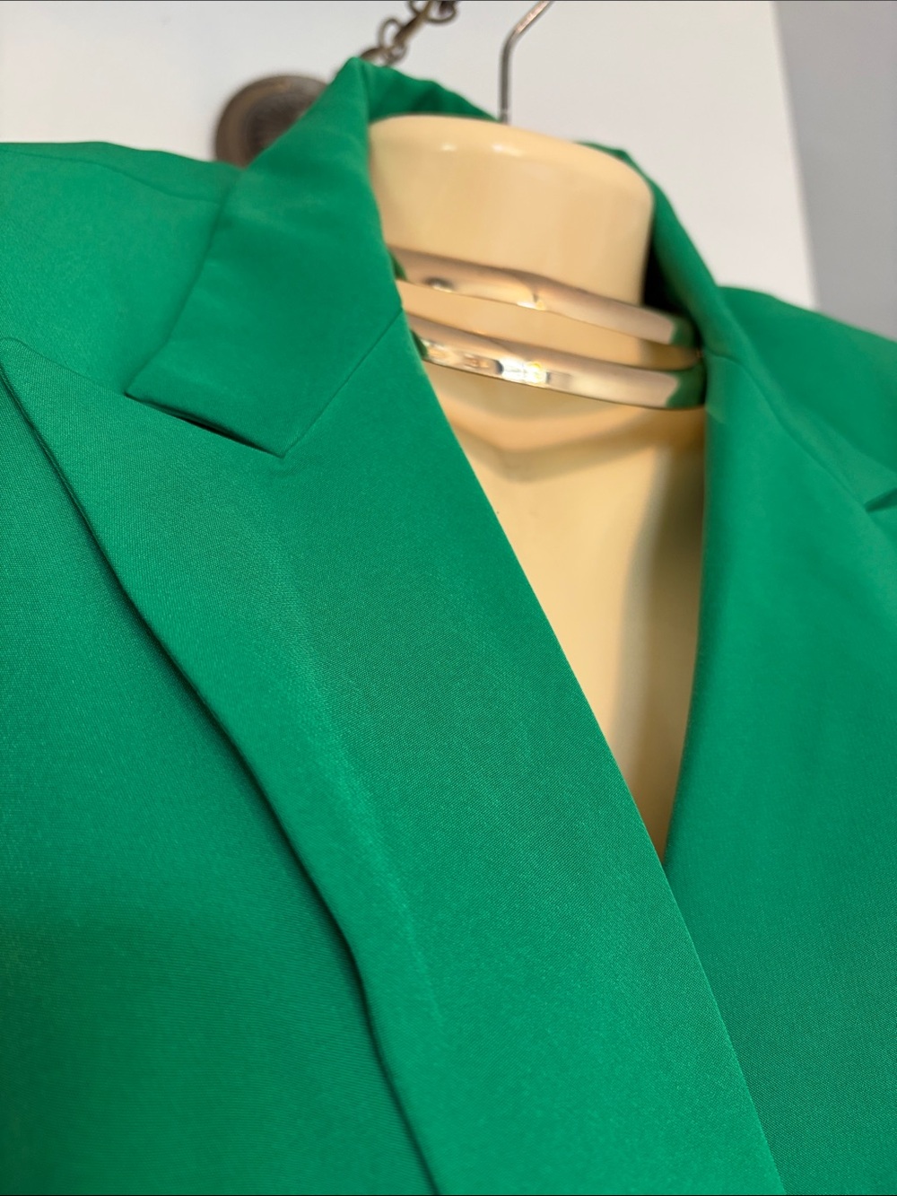 Women's Double-Breasted Emerald Green Blazer and Trousers Set - Picture 3 of 12